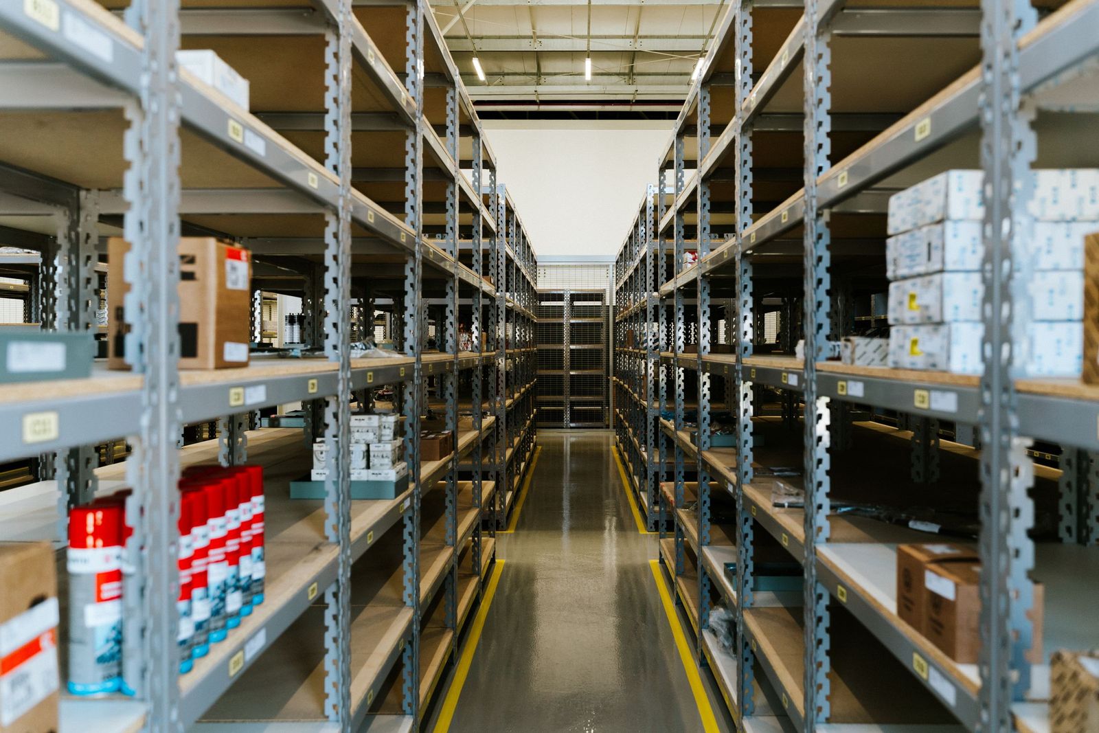 Centro de distribución de TKM Auto Group
